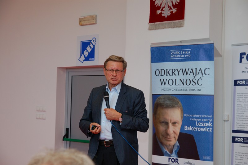 profesor Leszek Balcerowicz w WSEiP_52