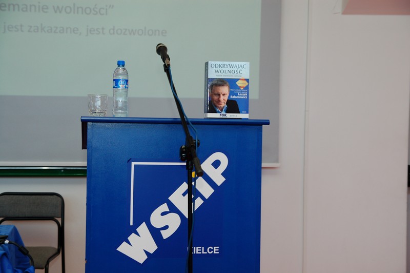 profesor Leszek Balcerowicz w WSEiP_54